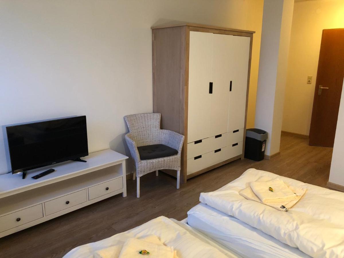 Hotel Zum Kreidesee, Kein Urlaubshotel ! Hemmoor エクステリア 写真